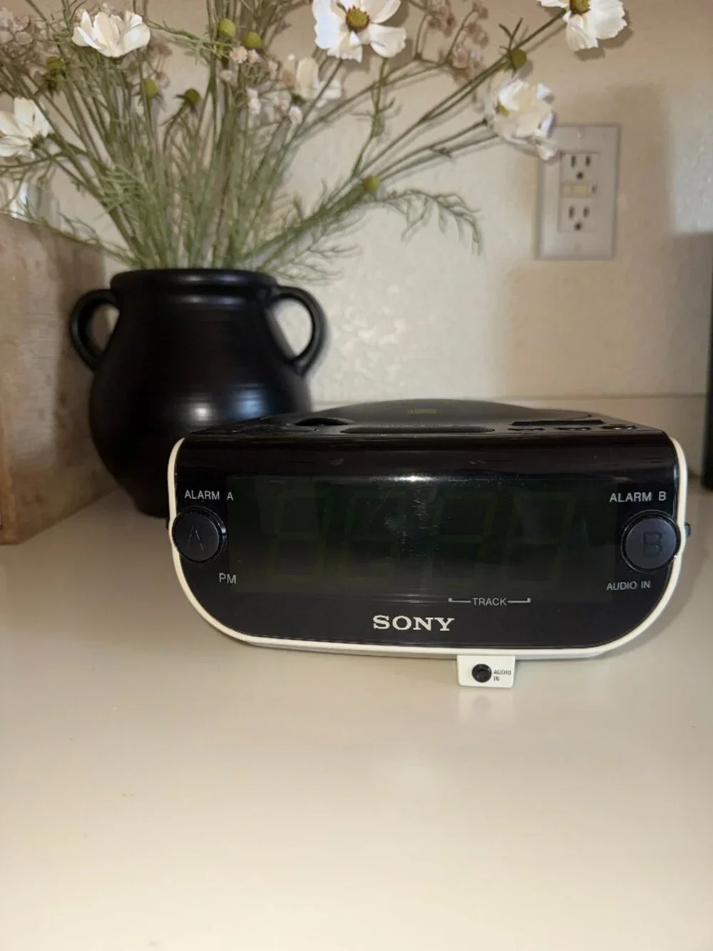 Sony Dream Machine Clock Radio CD Player Dual Alarm AM/FM Audio In ICF-CD815